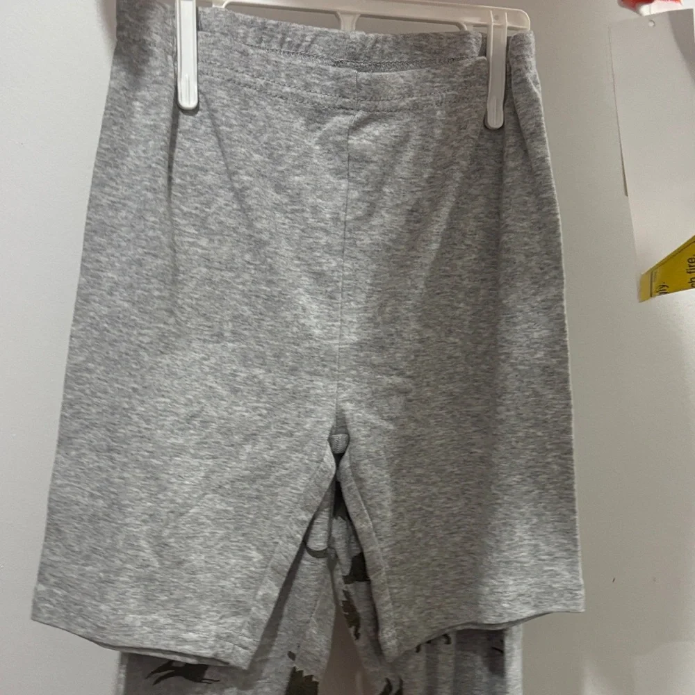 BNWT Striped Dinosaur Kids Pajamas Set - Picture 5 of 6